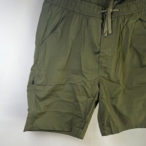 prAna Men's Double Peak E-Waist XXL / 8"L Hiking Short in Cargo Green - Picture 2 of 8